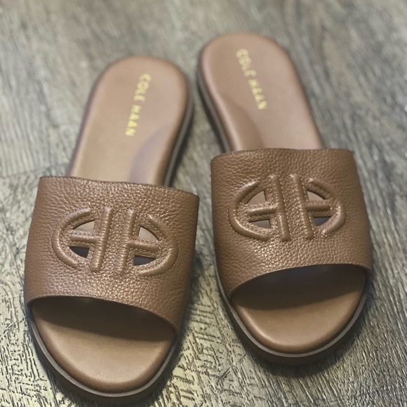 Cole Haan Flynn Logo Slide Size 7 - Picture 5 of 12